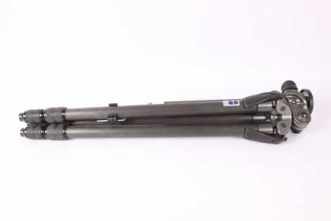 Gitzo Explorer G2227 Carbon Fiber Tripod Legs with Rapid Center Column, 3-Section, 11.5-67.3 in.