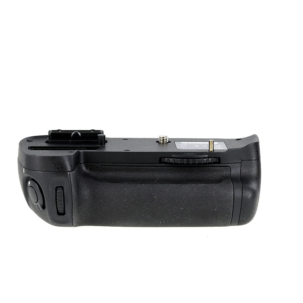 Nikon MB-D14 Multi-Power Battery Pack for D600, D610