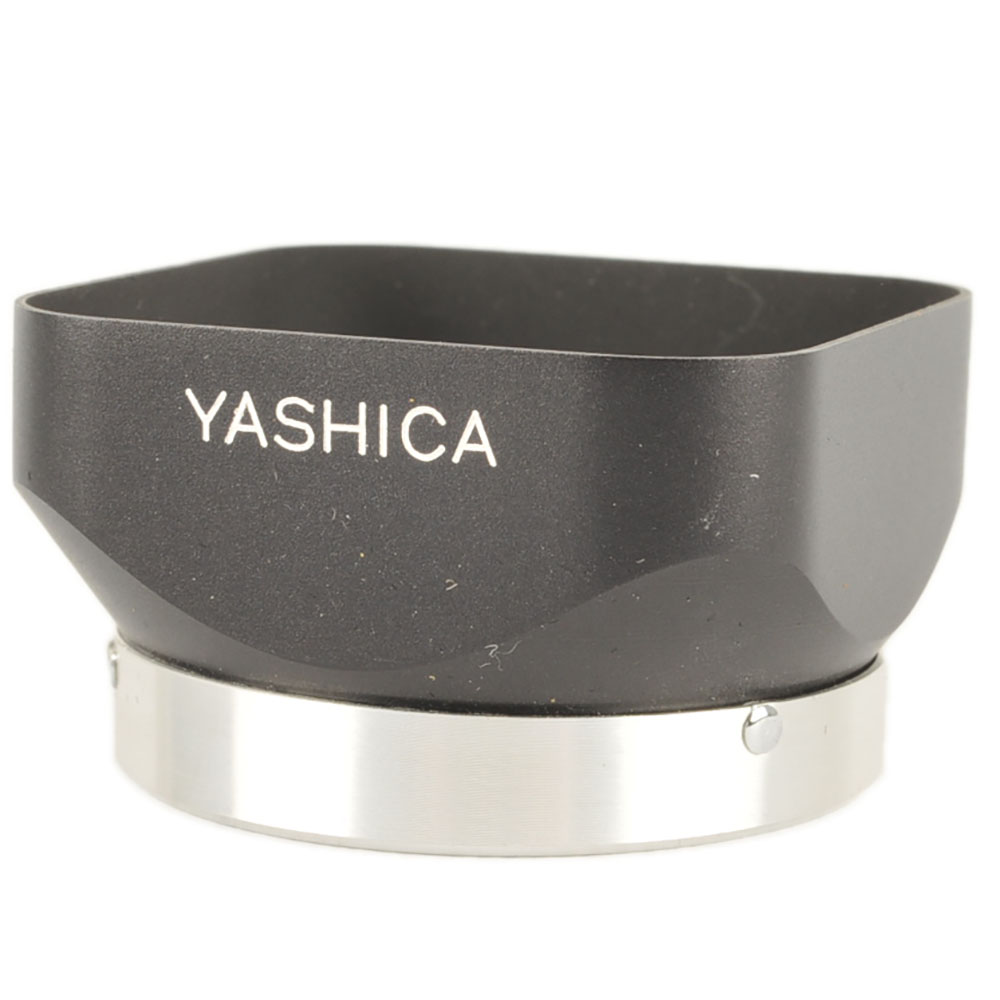 Yashica Bayonet 30 Lens Hood, Plastic (Japan)