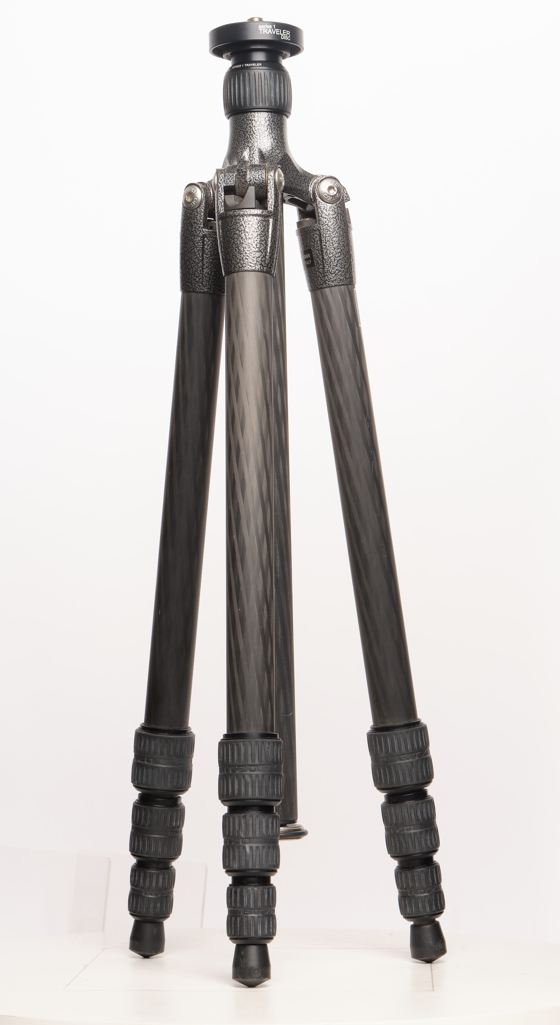 Gitzo Traveler GT1542T Series 1 6X Carbon Fiber Tripod Legs with Center Column, 4-Section, 16.7-58.7 in.