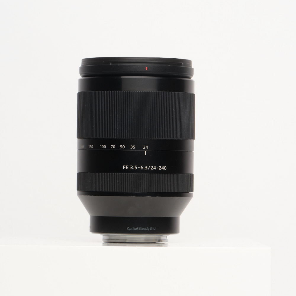 Sony FE 24-240mm f/3.5-6.3 OSS Full-Frame Autofocus Lens for E-Mount, Black | 72 | SEL24240