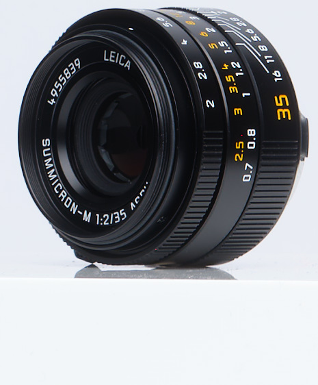 Leica 35mm f/2 Summicron-M ASPH. Lens w/ Protection Ring for M-Mount, Germany, Black, 6-Bit | E39 | 11673