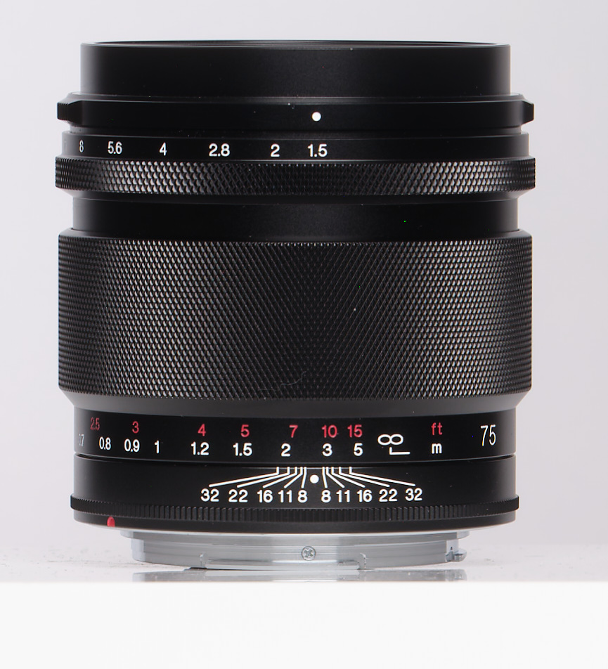 Voigtlander 75mm f/1.5 Nokton (Aspherical) Full-Frame Manual Focus Lens for Canon RF-Mount, Black | 62
