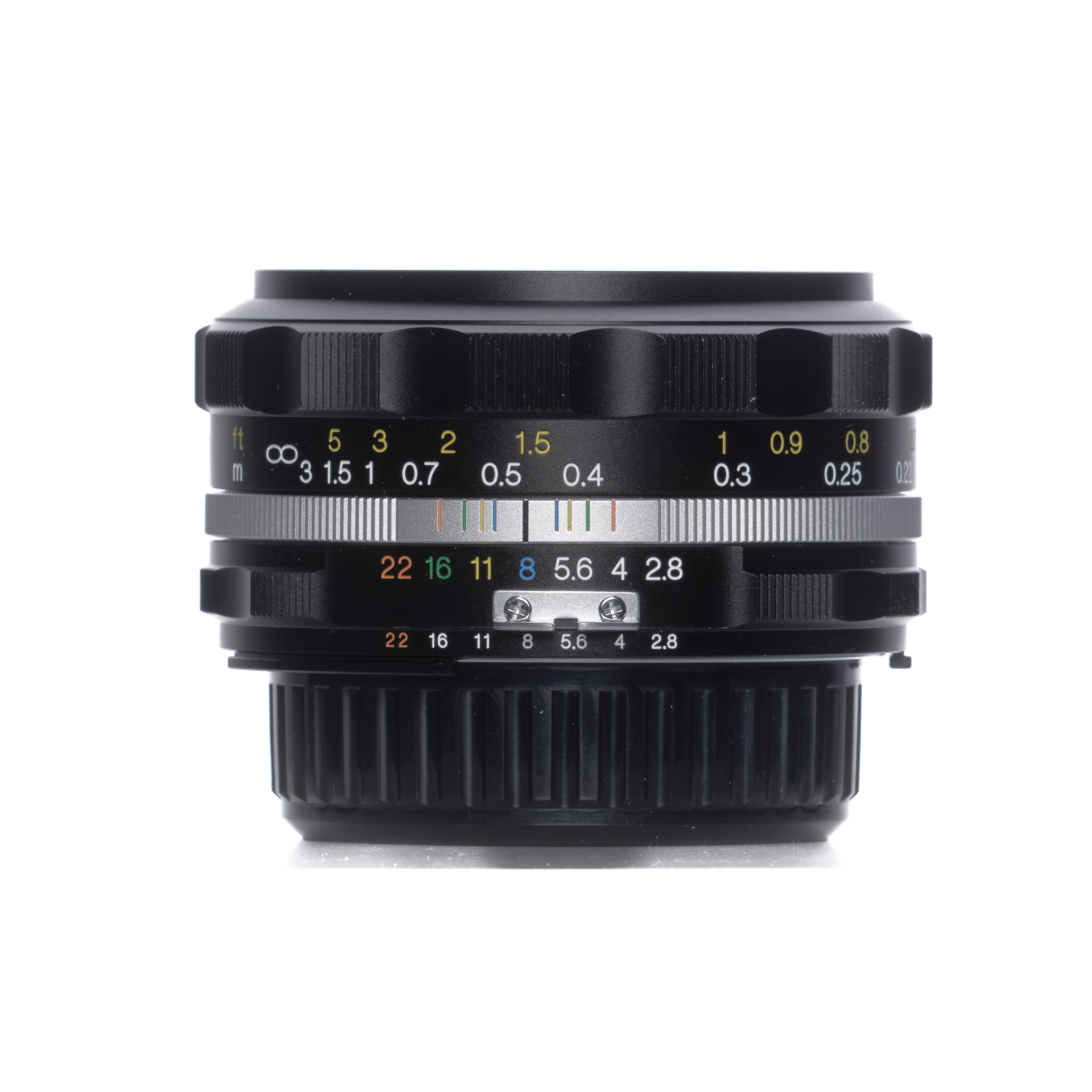 Voigtlander 28mm f/2.8 Color-Skopar (SLIIs) AIS Manual Focus Lens for Nikon F, Black/Silver w/ Black Barrel | 52 | w/ CPU Contacts