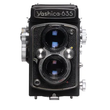 Yashica 635 Medium Format TLR Camera with 80mm f/3.5 Yashinon Lens